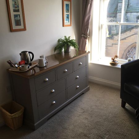 Bed and Breakfast The Middleham Whitby Exterior foto