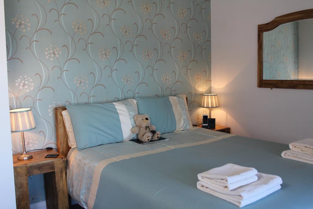 Bed and Breakfast The Middleham Whitby Exterior foto